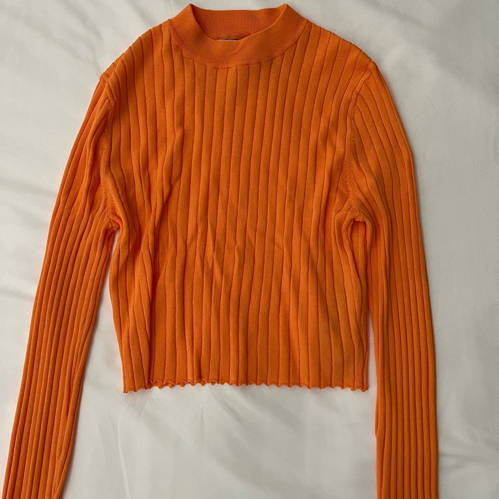 Cropped Zara long sleeves orange shirt
